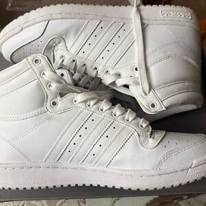 Adidas Men's Classic White Sneakers